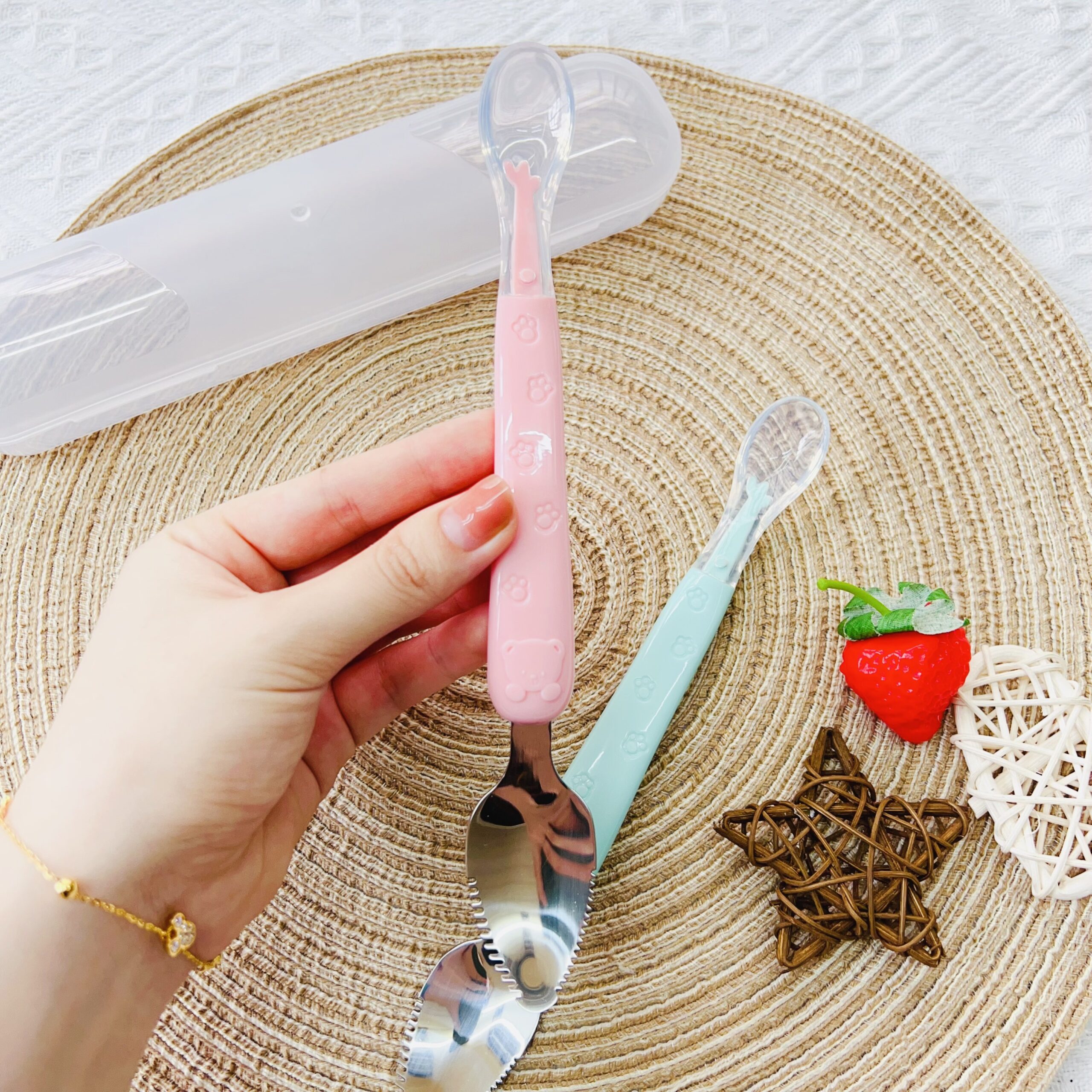 Thìa hai đầu nạo xanh hồng - Ảnh 3