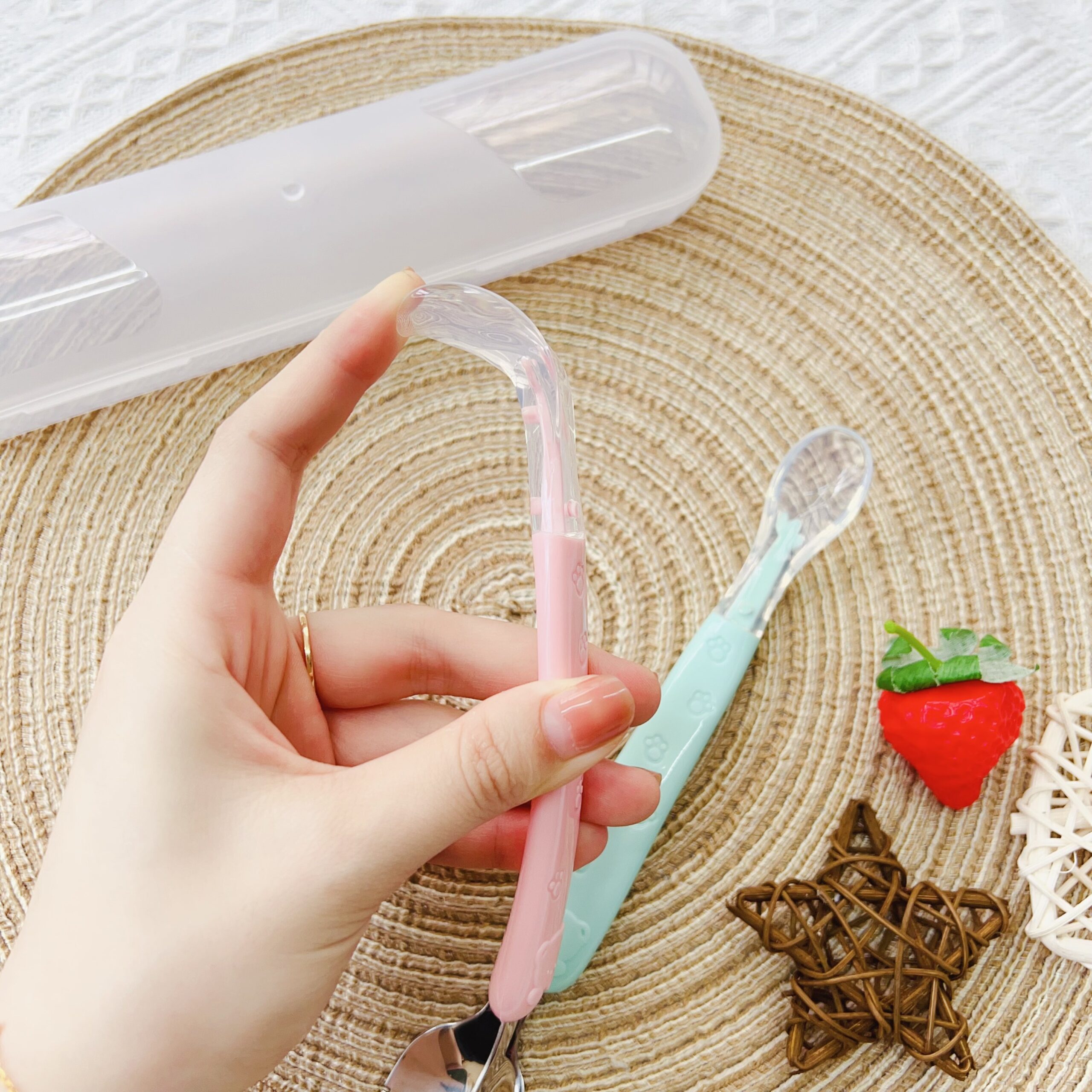 Thìa hai đầu nạo xanh hồng - Ảnh 4