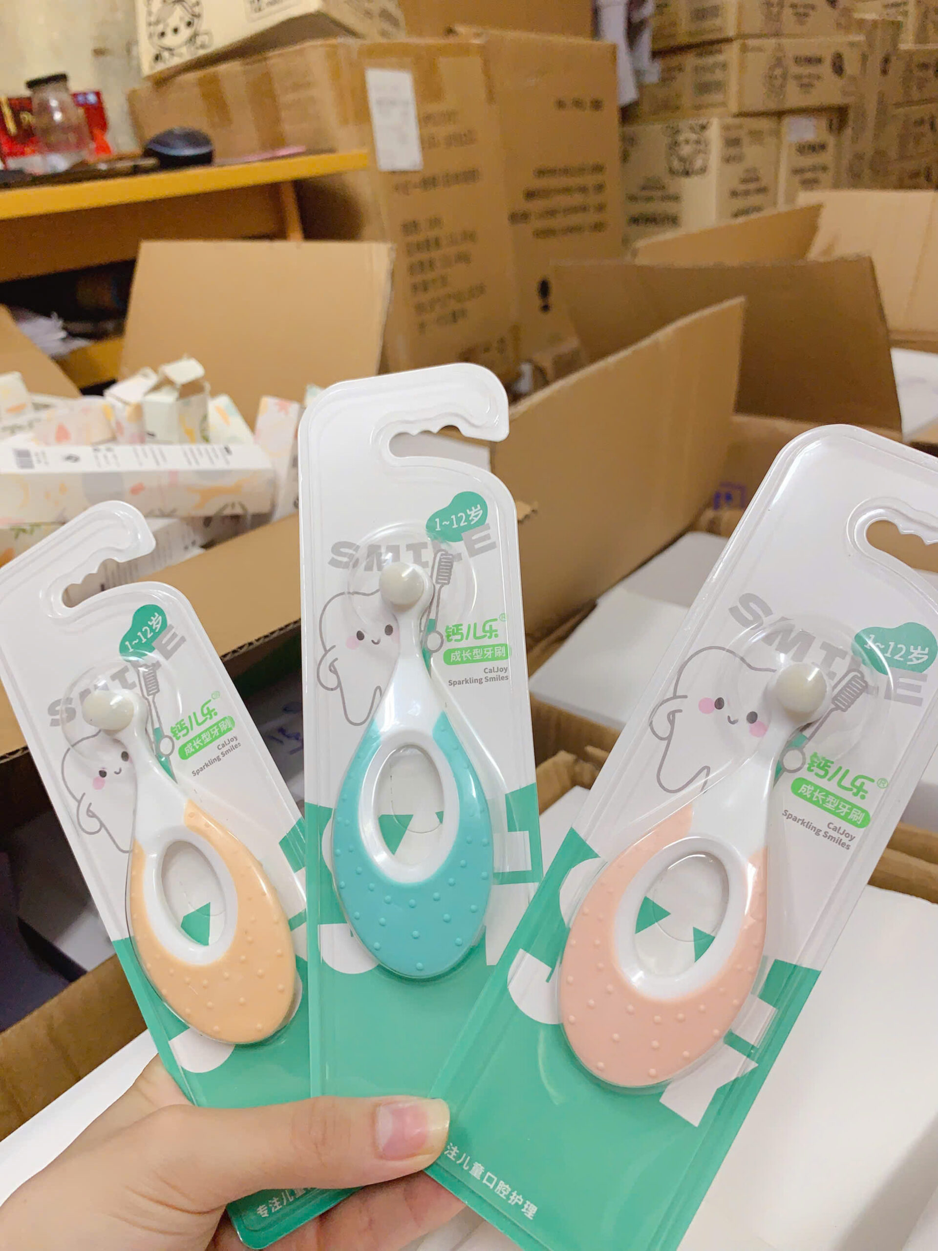 Alternative view of Bàn chải tay tròn