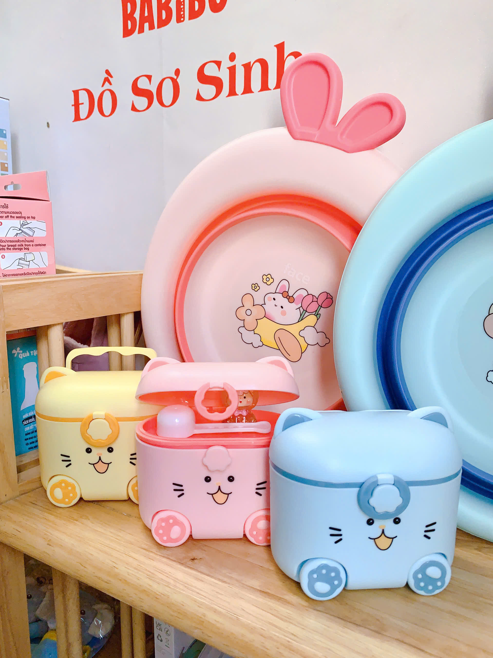 Alternative view of Hộp đựng sữa bột hình mèo